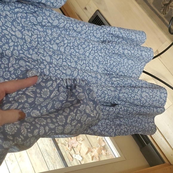 Wallpapher Blue Floral Tired Gathered Slv Sz. XXL Dress - Picture 7 of 13